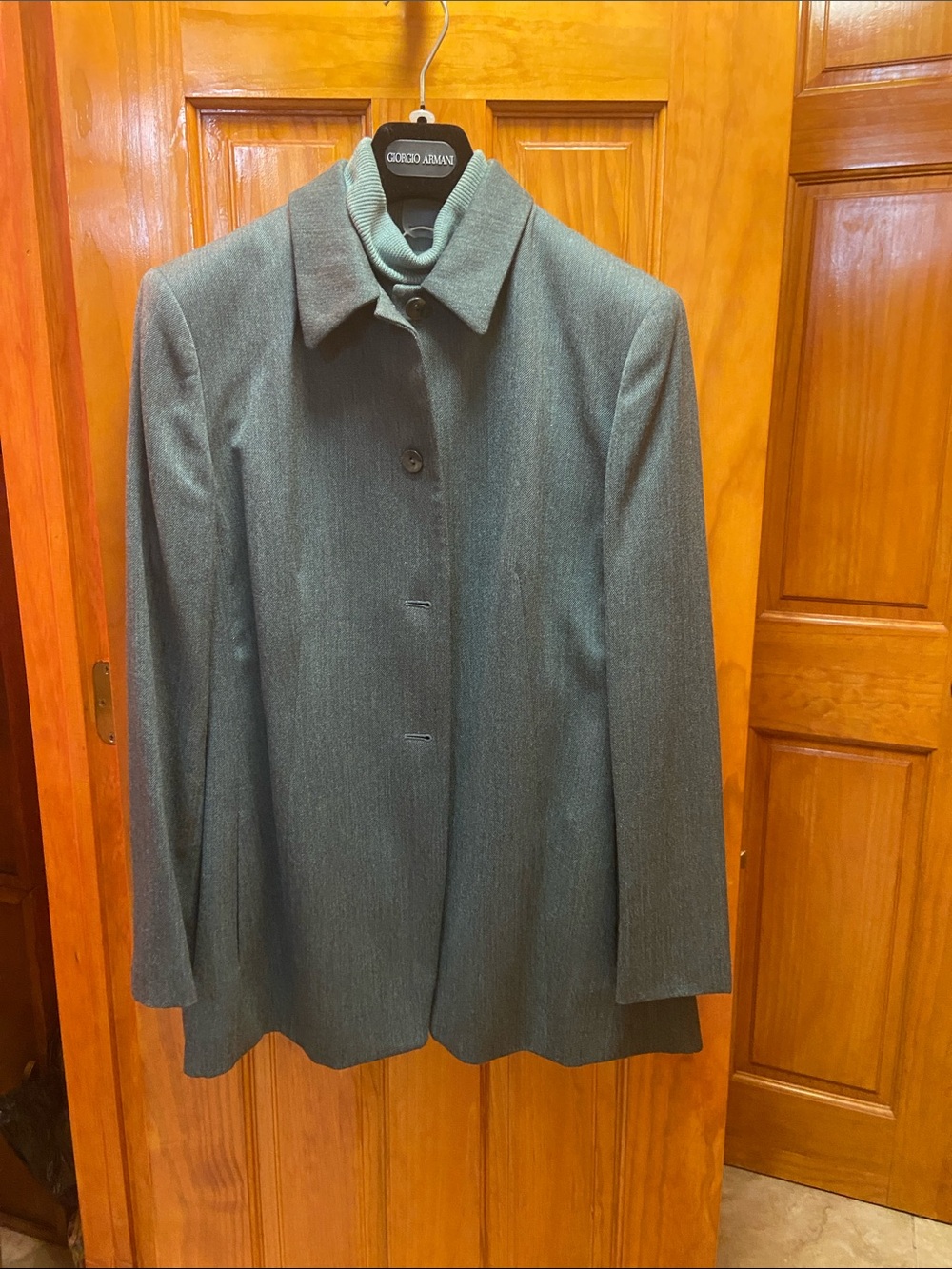 Rena Rowan Wool Women's green blue 4 Button-Front blazer with shirt and skirt.